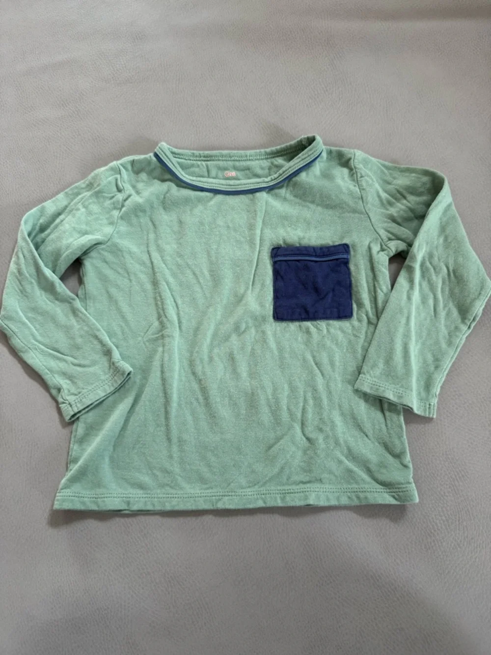 Oso & Me Long-Sleeve Tee with Navy Pocket - Picture 1 of 3